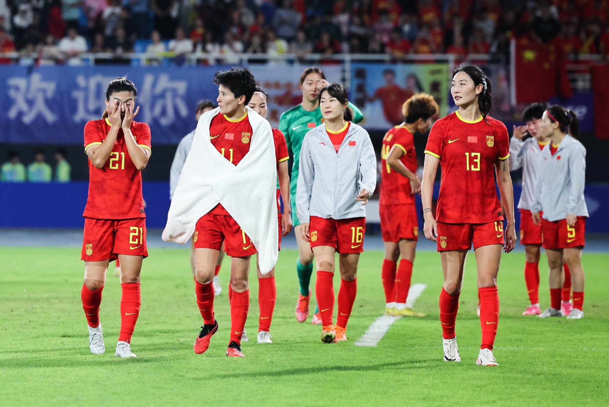 中国女足迎来重要比赛，队员备战状态出色