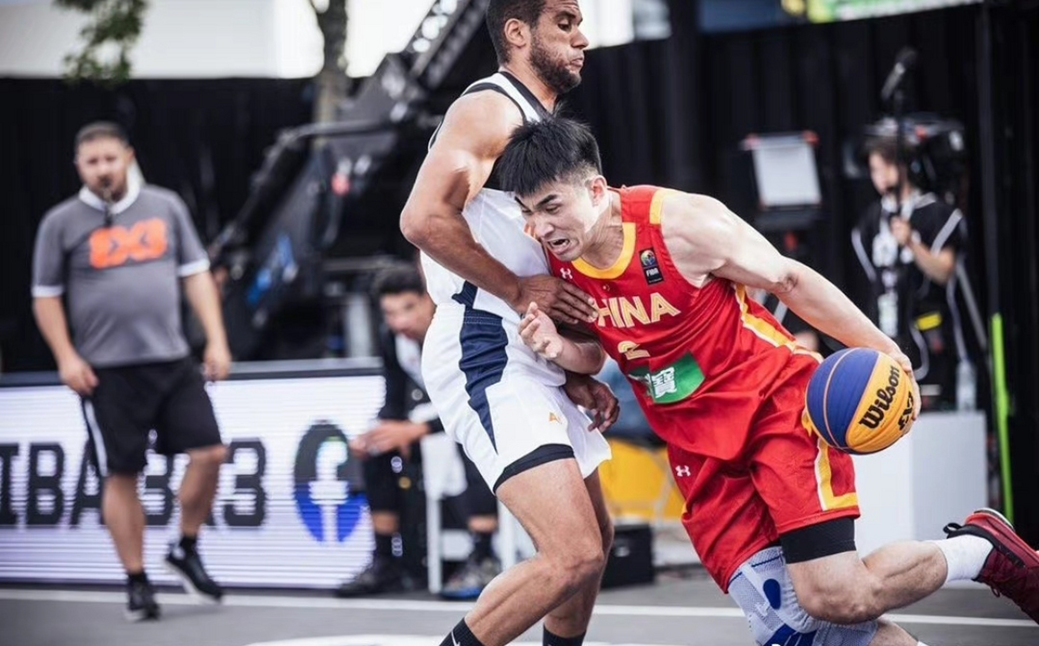 FIBA三篮世界杯：中国男队战胜加拿大队收获第二场胜利(3对3男篮世界杯)