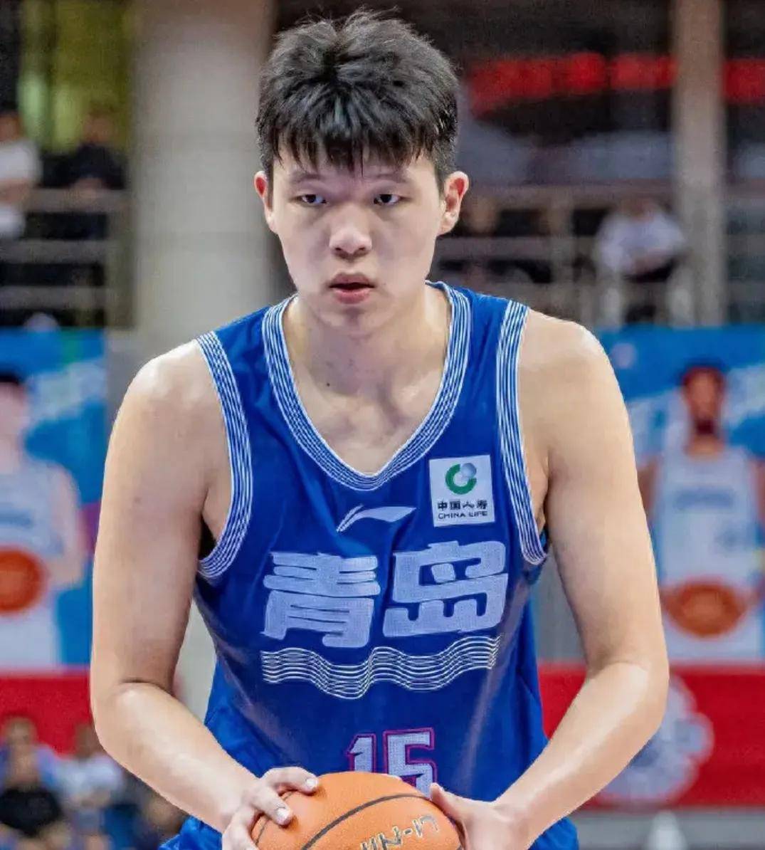 严峻考验！杨瀚森本场将对位米西，后者上赛季场均9+8(杨瀚森是淄博淄川哪个村)
