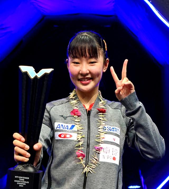 包含3-2张本美和!中国女乒21岁1米77新星闪耀:新王曼昱蜕变的词条