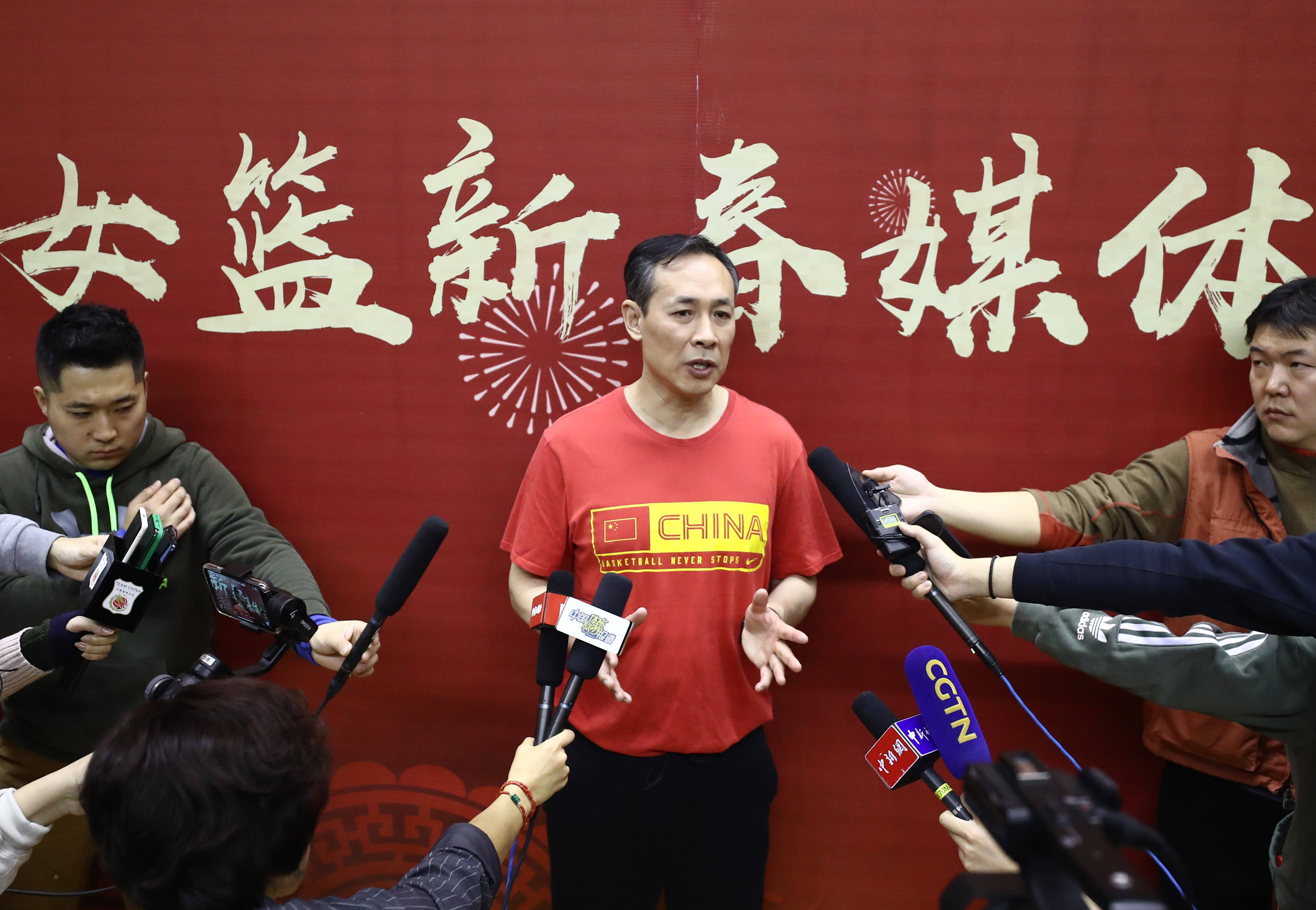 新疆夺冠拼图成型？北京挑战来袭，许利民再遇考验(许利民妻子何军)